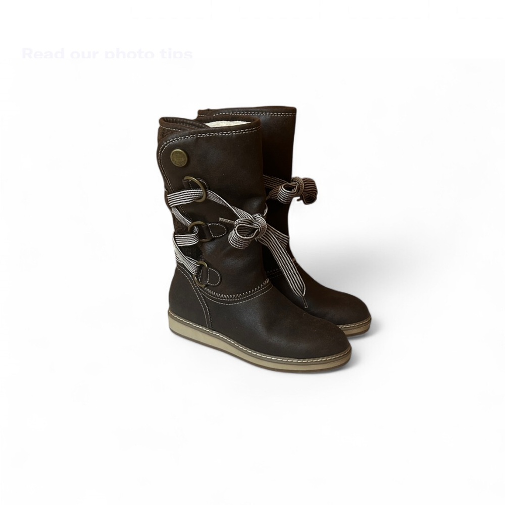 White Mountain brown Lace-Up Boots with Striped Laces